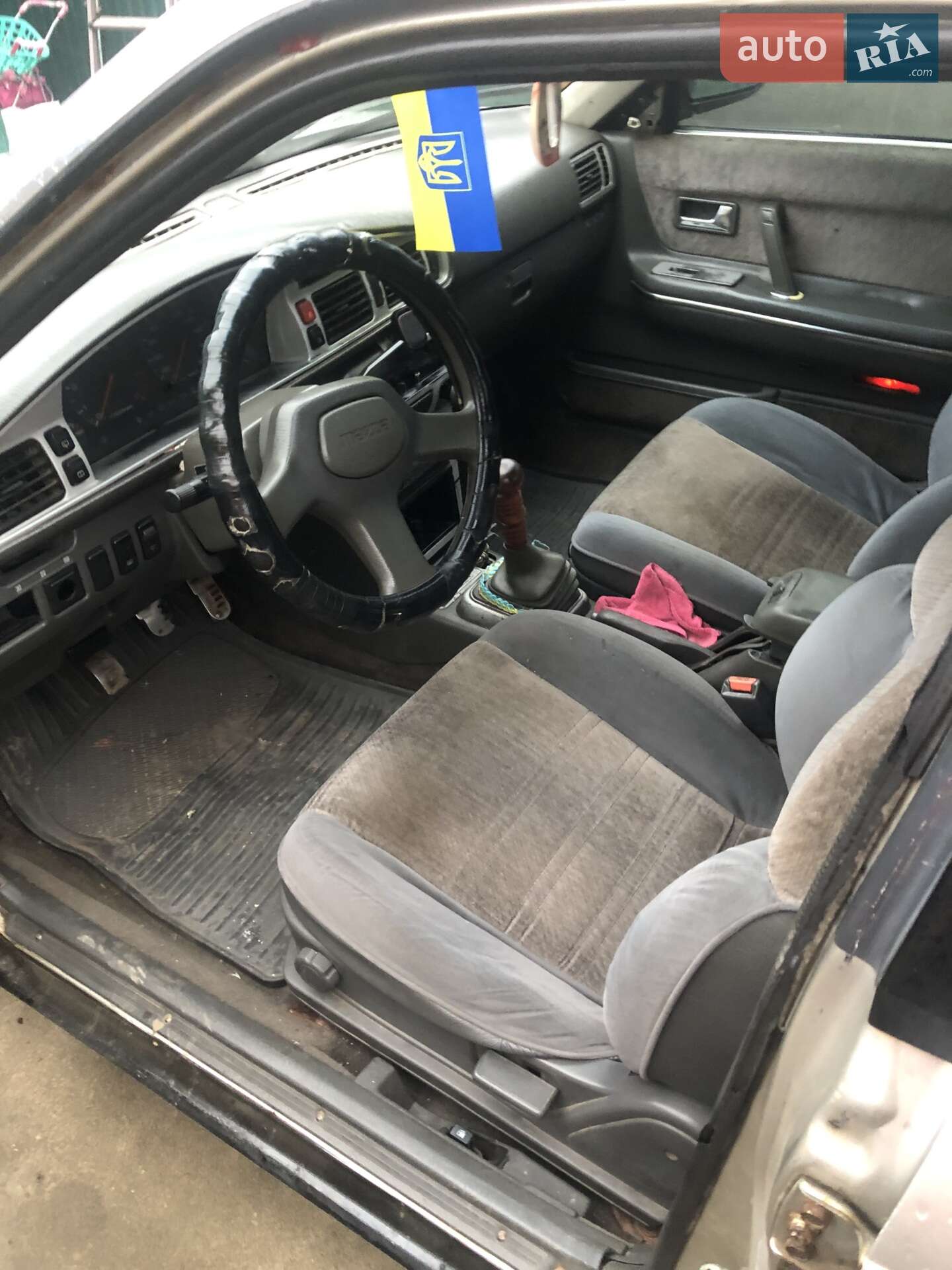 Mazda 626 1989 VIN JMZGD12D201253586 фото оголошення 3 з 9