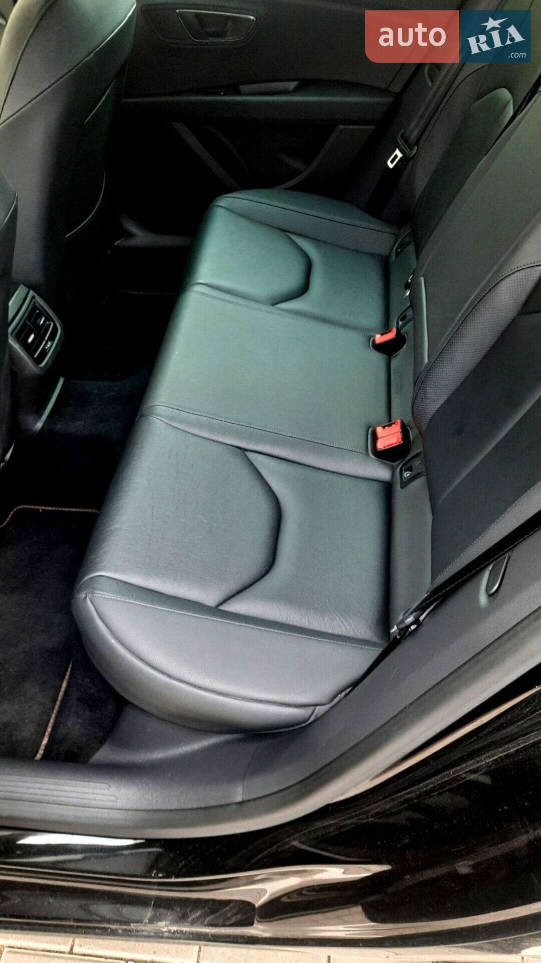 SEAT Leon 2019 VIN VSSZZZ5FZKR115141 фото оголошення 20 з 34