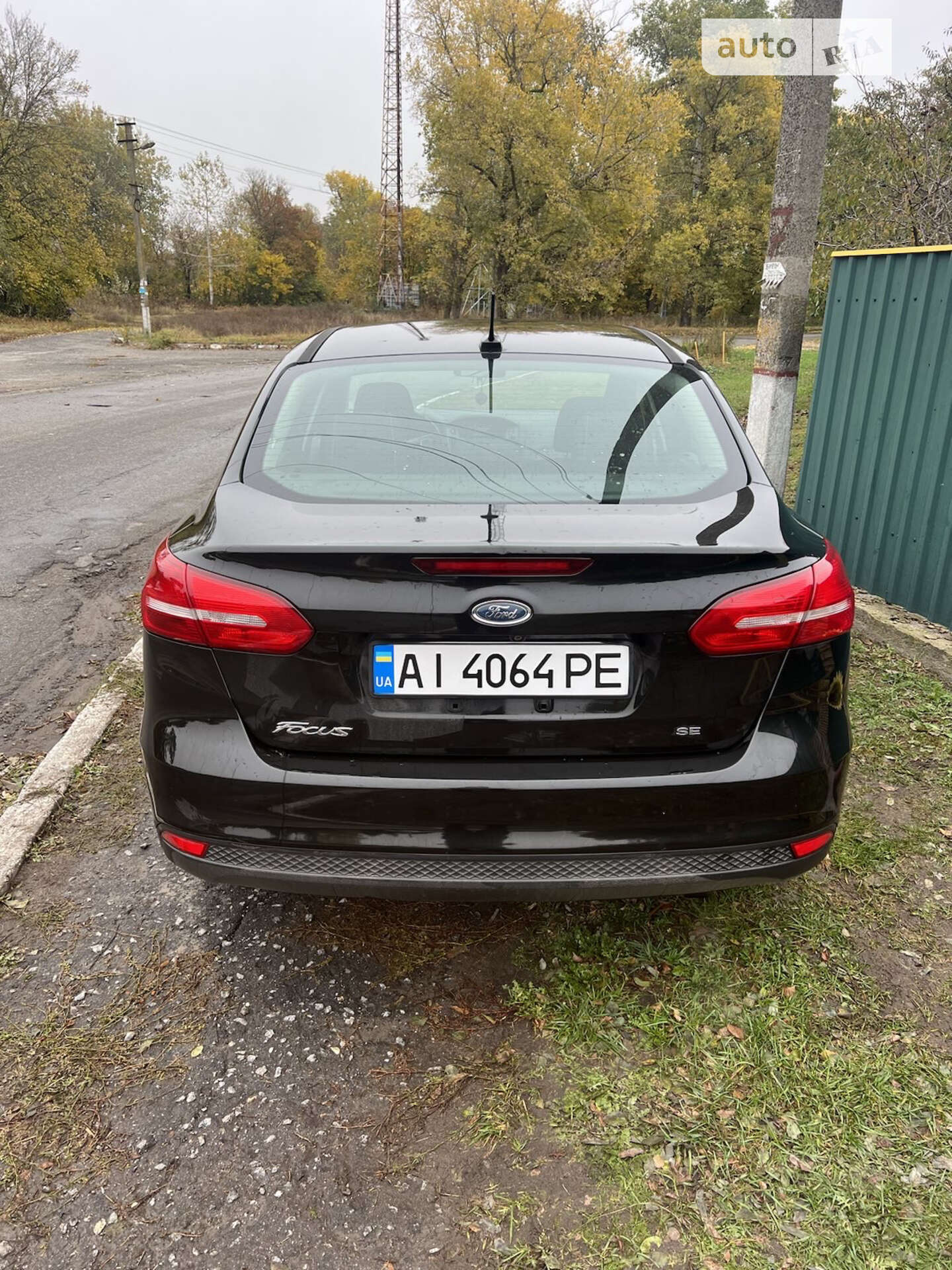 Ford Focus 2015 VIN 1FADP3F20FL306426 фото оголошення 4 з 18