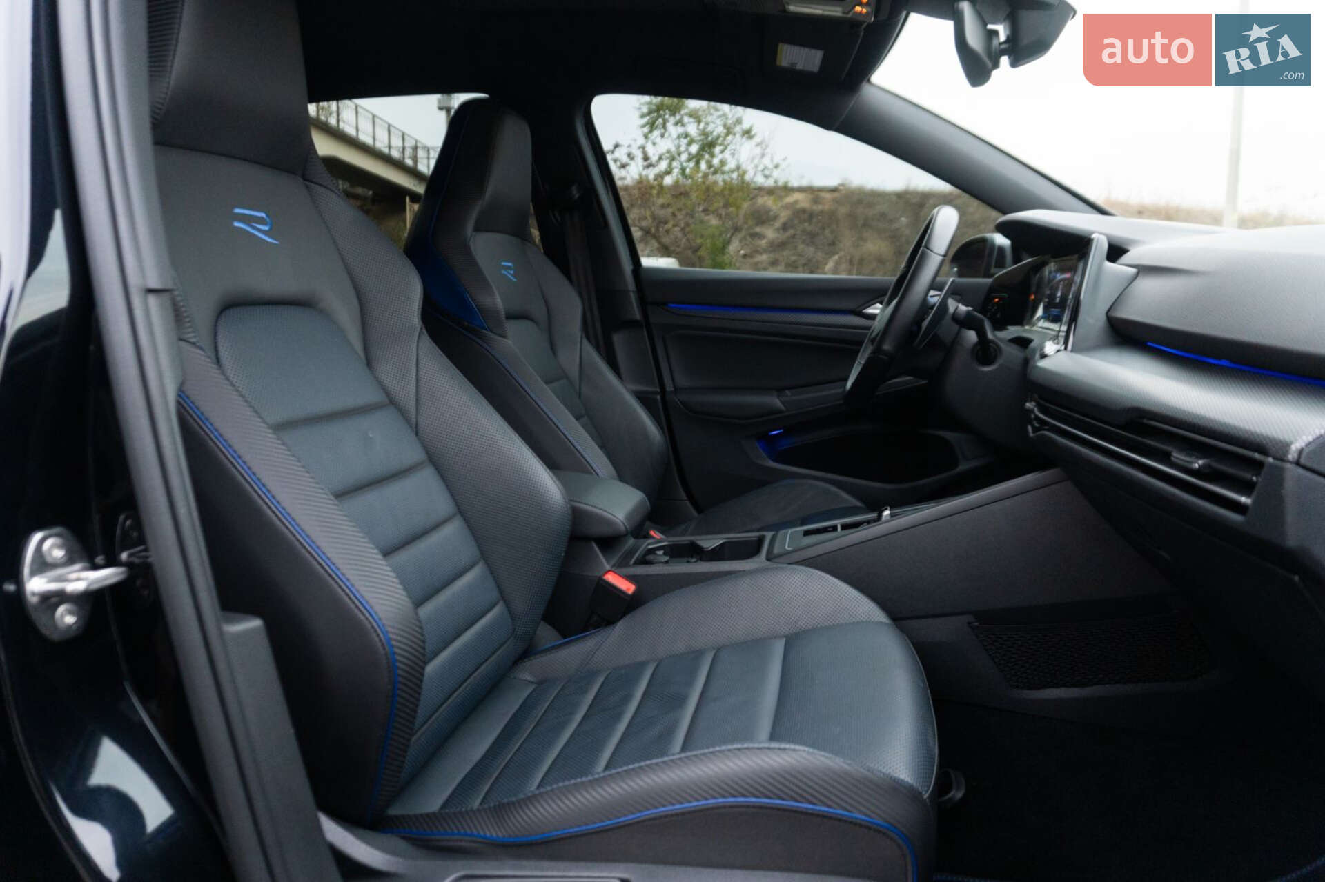 Volkswagen Golf R 2022 VIN WVWEB7CD3NW168047 фото оголошення 19 з 80
