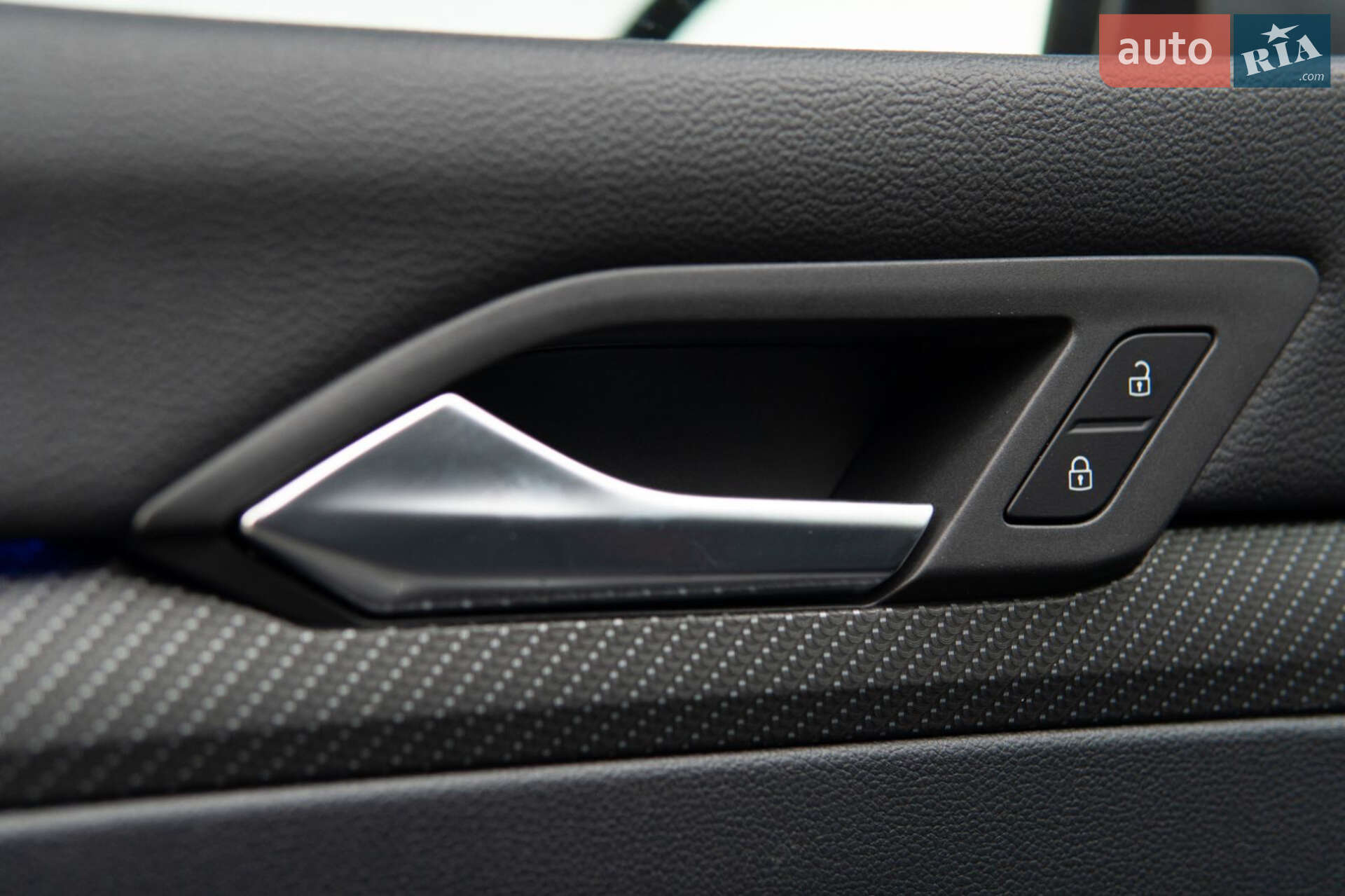 Volkswagen Golf R 2022 VIN WVWEB7CD3NW168047 фото оголошення 76 з 80