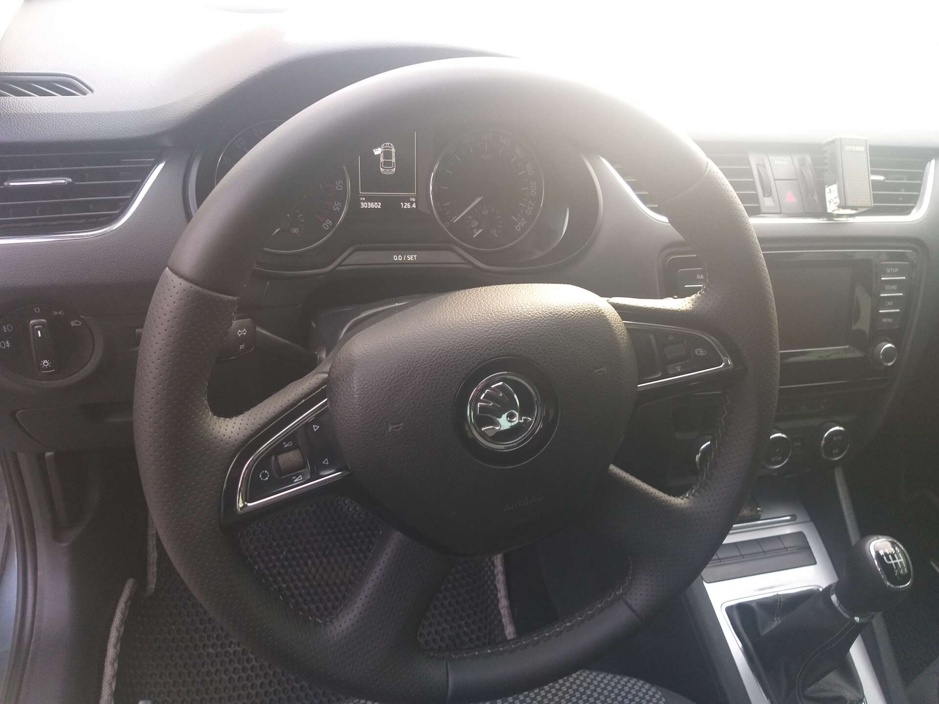 Skoda Octavia 2014 VIN TMBAJ2NE3EB009336 фото оголошення 66 з 81