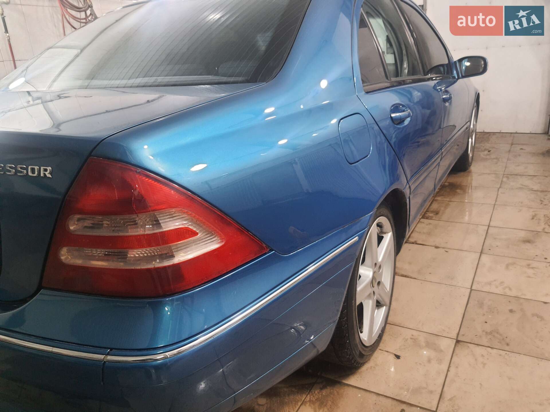 Mercedes-Benz C-Class 2000 VIN WDB2030451A010341 фото оголошення 18 з 19