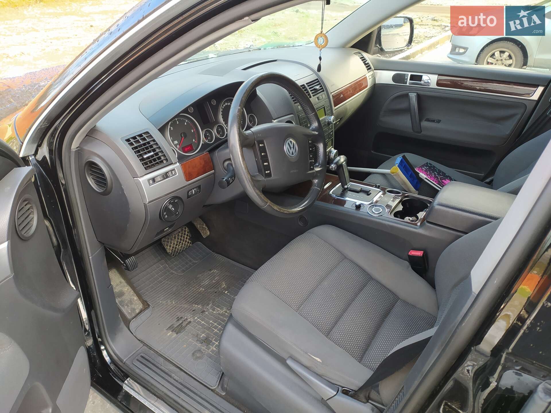 Volkswagen Touareg 2007 VIN WVGZZZ7LZ8Z000041 фото оголошення 12 з 17