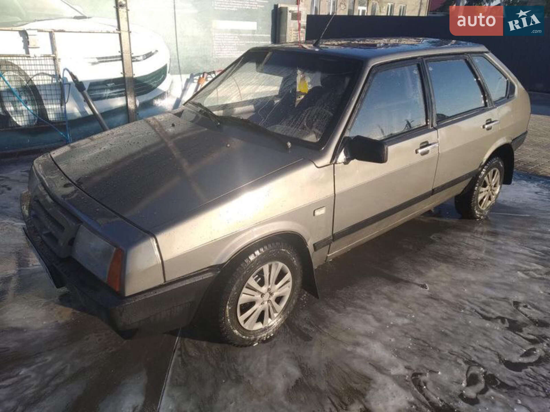 ВАЗ / Lada 2109 1991 VIN XTA210900M0927944 фото оголошення 5 з 8