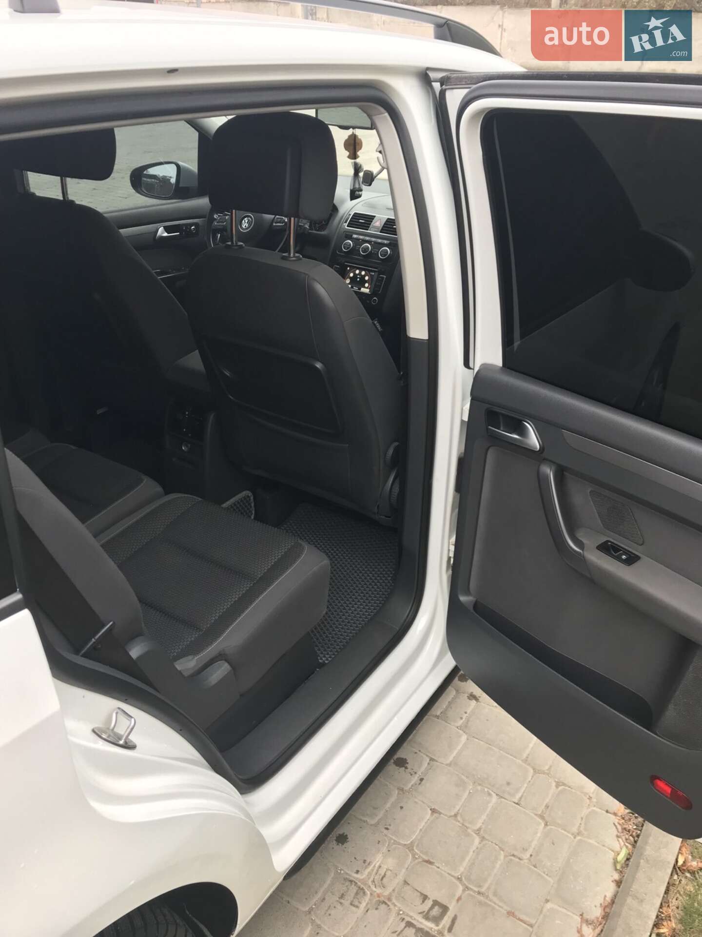 Volkswagen Touran 2014 VIN WVGZZZ1TZEW088360 фото оголошення 13 з 16