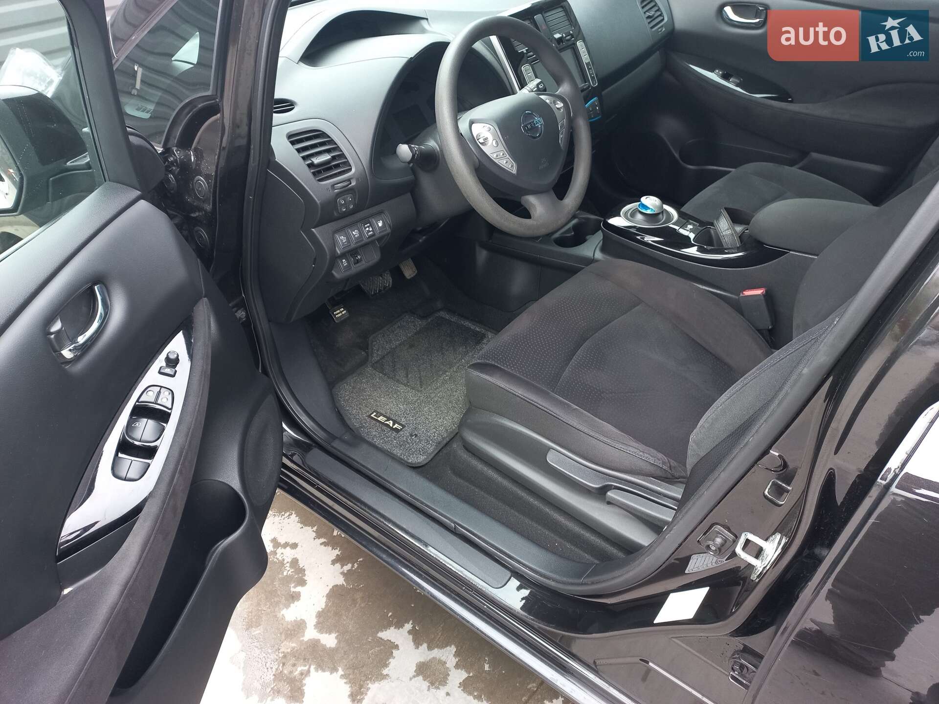 Nissan Leaf 2017 VIN SJNFAAZE0U6060817 фото оголошення 12 з 23