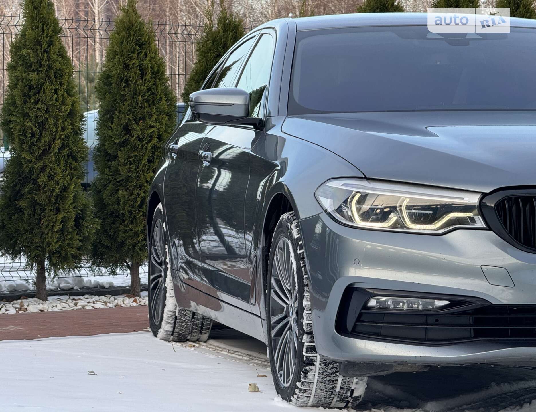BMW 5 Series 2017 VIN WBAJE31050B169776 фото оголошення 2 з 27