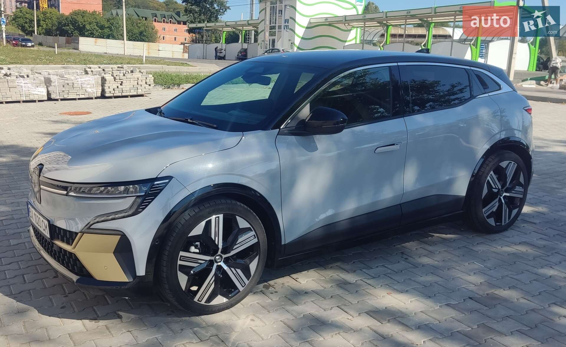 Renault Megane E-Tech Electric 2022 VIN VF1RCB00469835371 фото оголошення 16 з 48