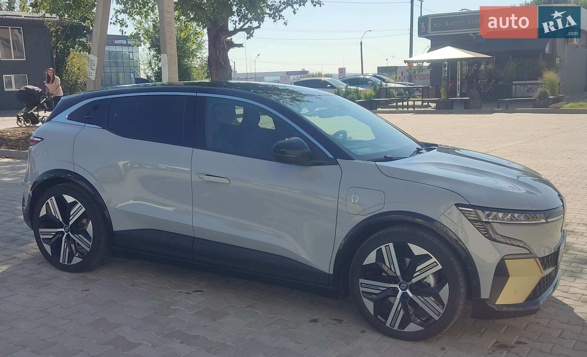 Renault Megane E-Tech Electric 2022 VIN VF1RCB00469835371 фото оголошення 12 з 48