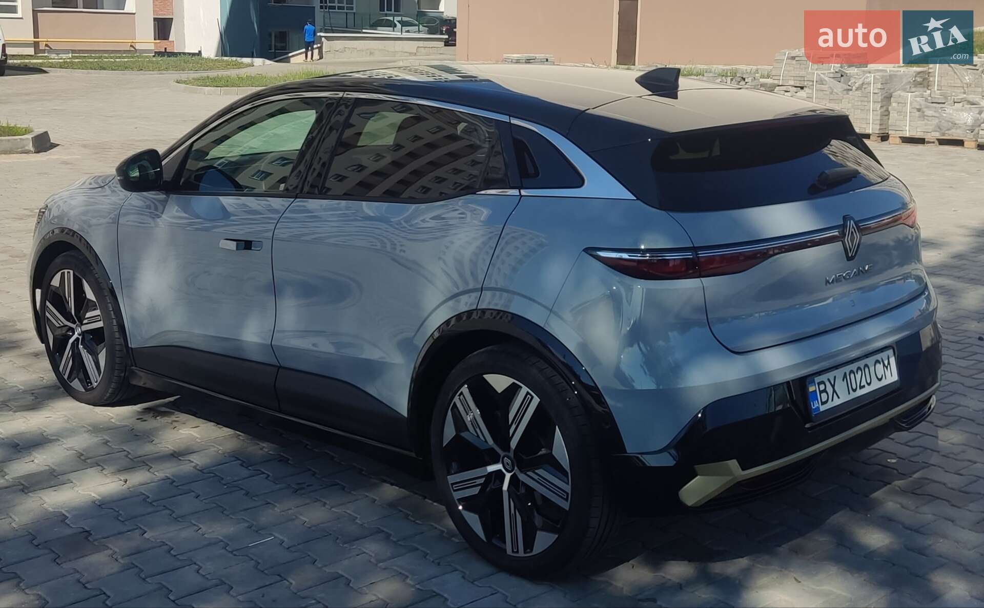 Renault Megane E-Tech Electric 2022 VIN VF1RCB00469835371 фото оголошення 17 з 48