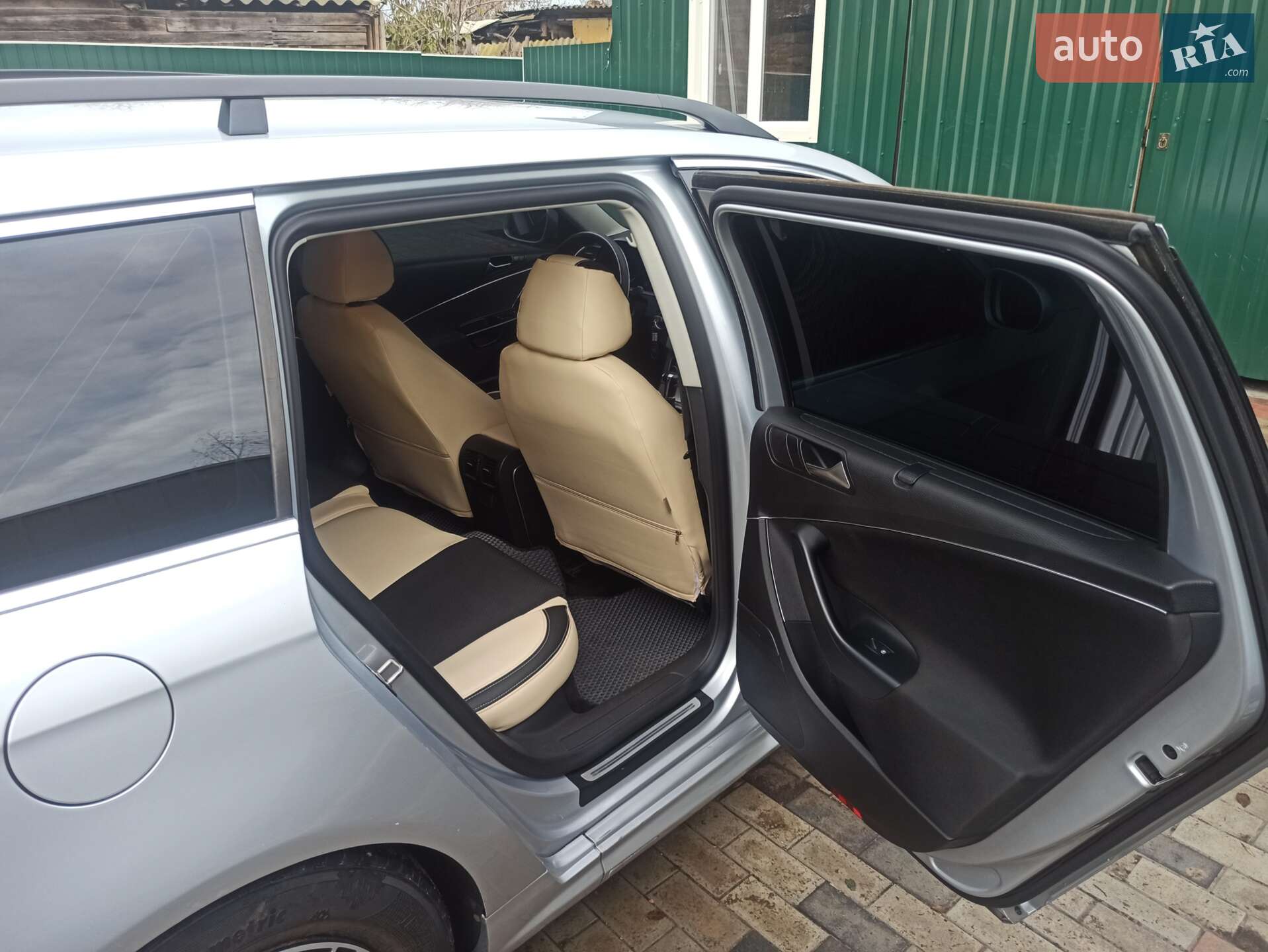 Volkswagen Passat 2010 VIN WVWZZZ3CZAE174546 фото оголошення 15 з 23