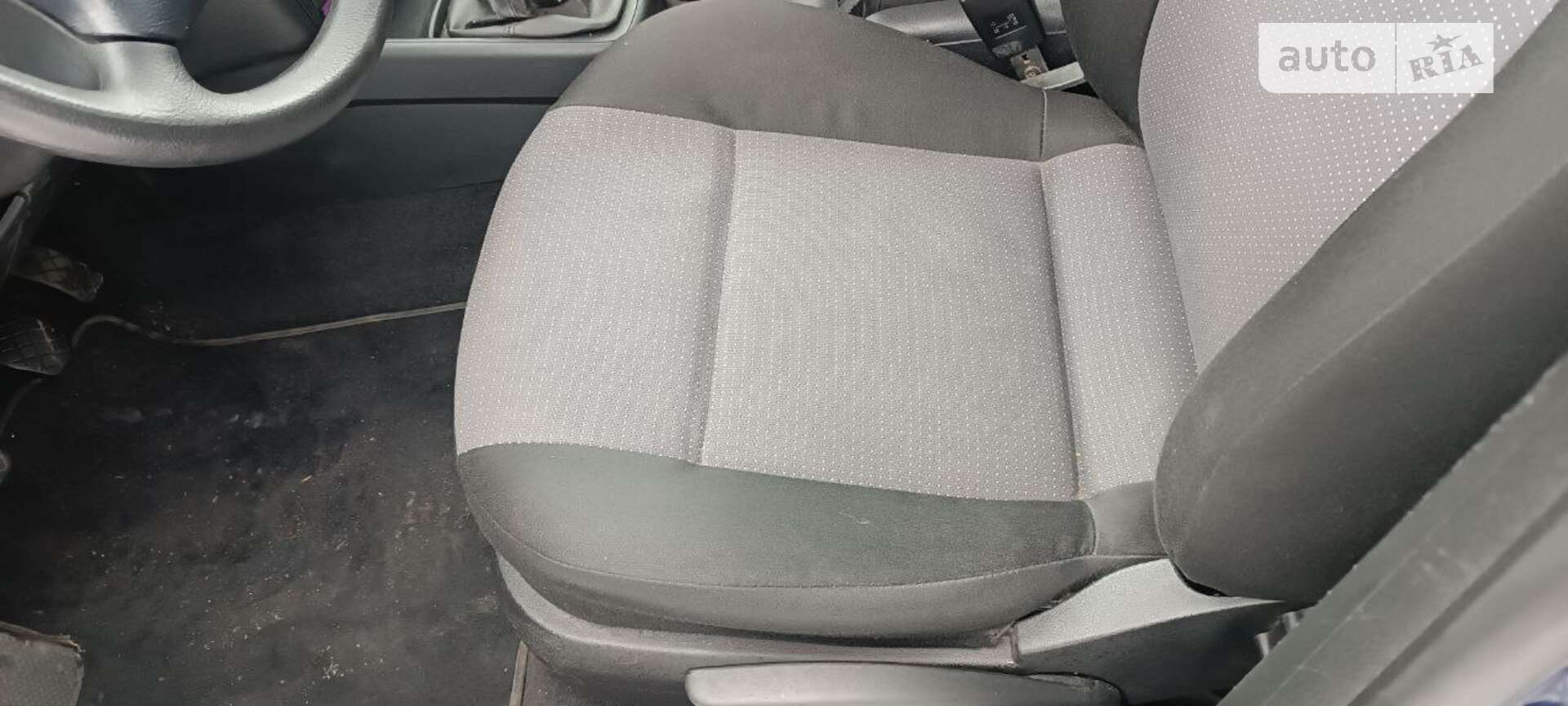 Volkswagen Golf 2002 VIN WVWZZZ1JZ2U563282 фото оголошення 16 з 30