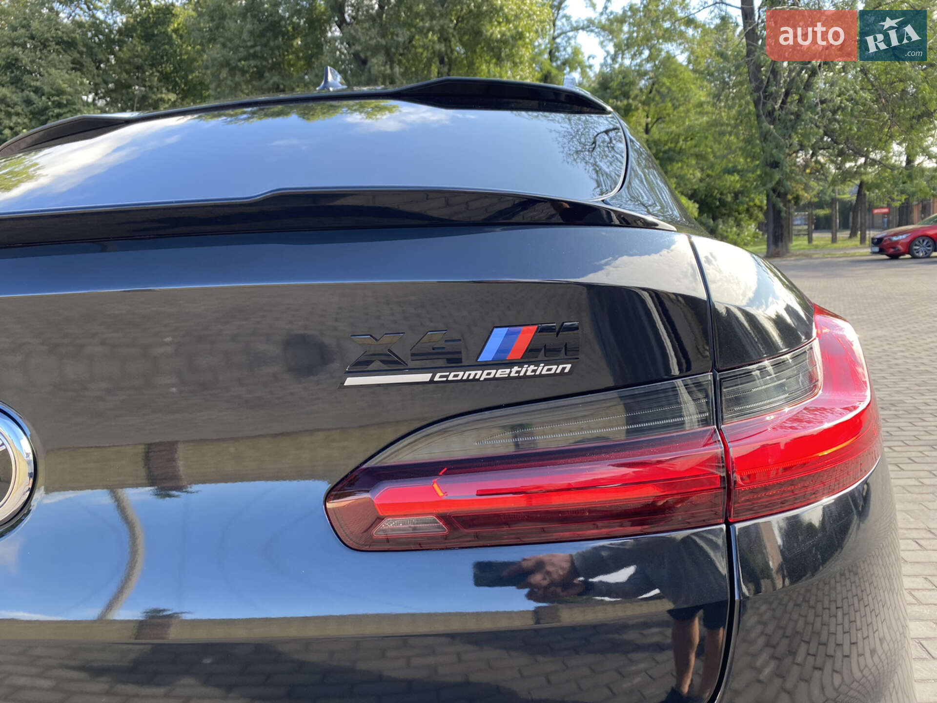 BMW X4 M 2020 VIN 5YMUJ0C05L9C17242 фото оголошення 12 з 50