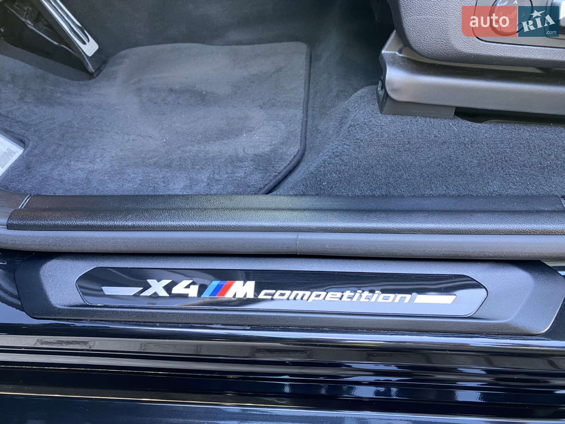 BMW X4 M 2020 VIN 5YMUJ0C05L9C17242 фото оголошення 32 з 50