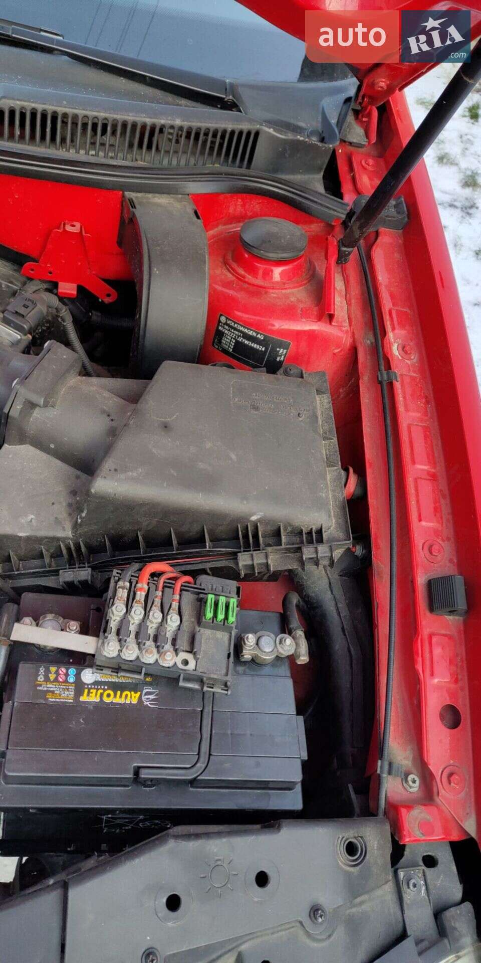 Volkswagen Golf 1999 VIN WVWZZZ1JZYW348924 фото оголошення 9 з 24