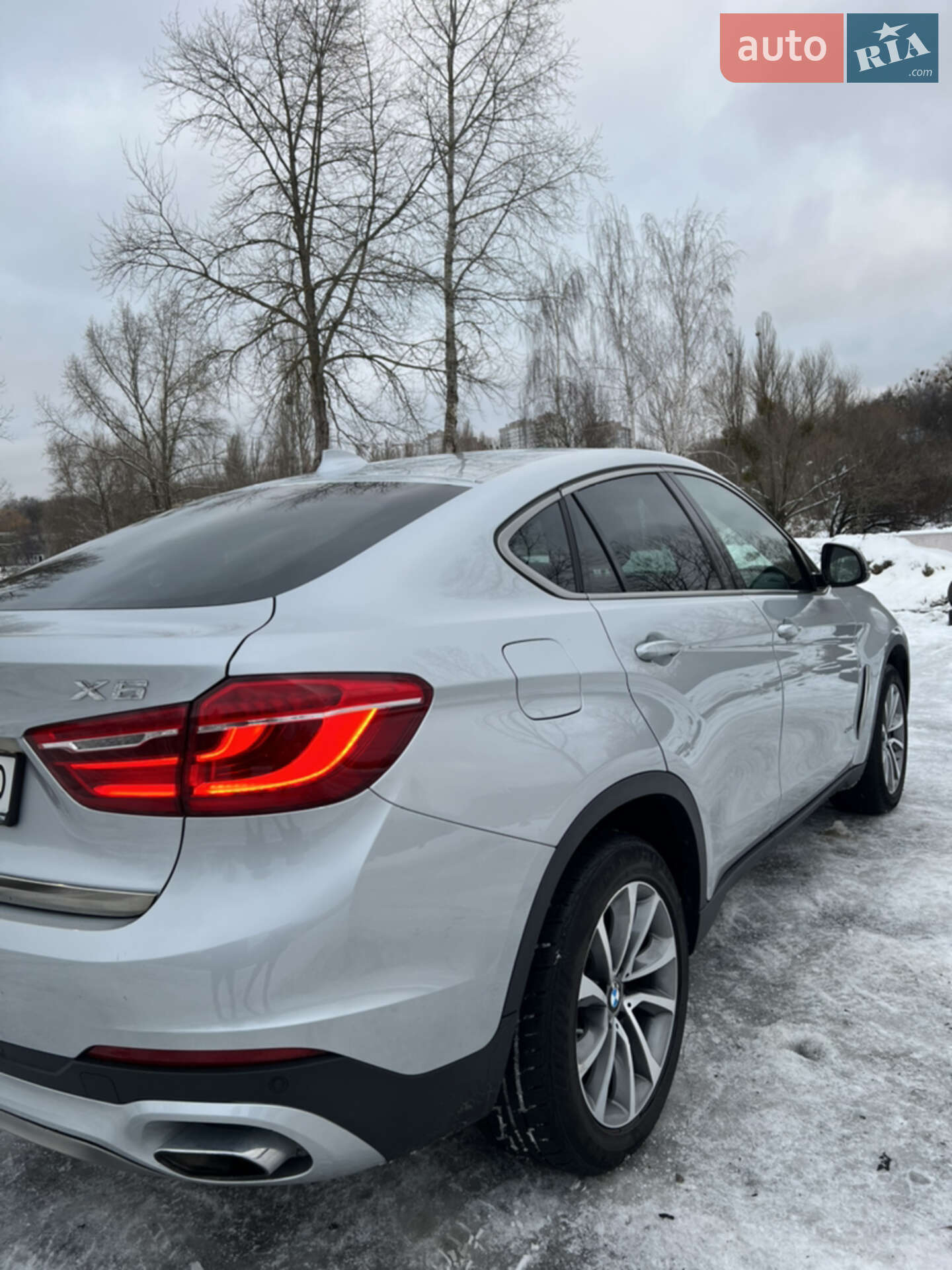 BMW X6 2018 VIN 5UXKU0C50J0G81073 фото оголошення 16 з 55