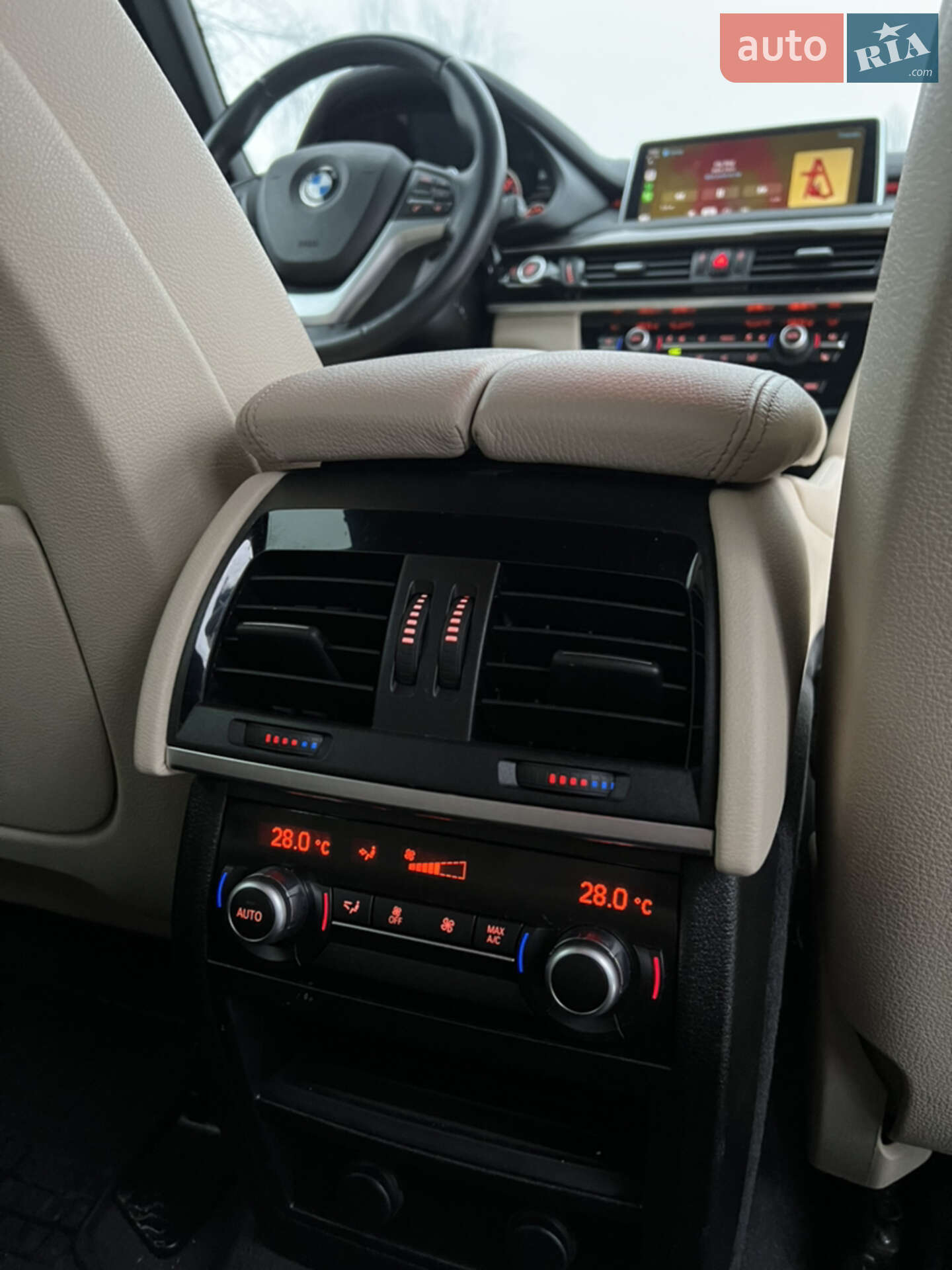 BMW X6 2018 VIN 5UXKU0C50J0G81073 фото оголошення 36 з 55