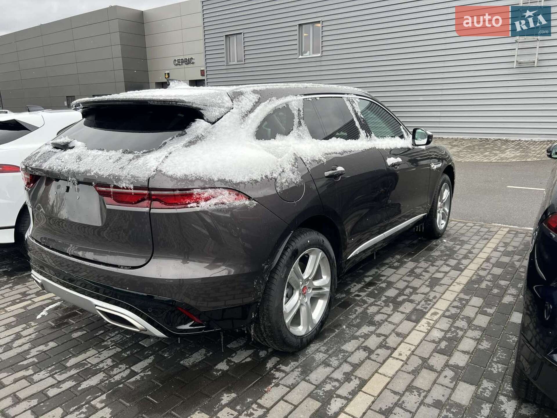 Jaguar F-Pace 2023 VIN SADCA2BW0PA718082 фото оголошення 6 з 18