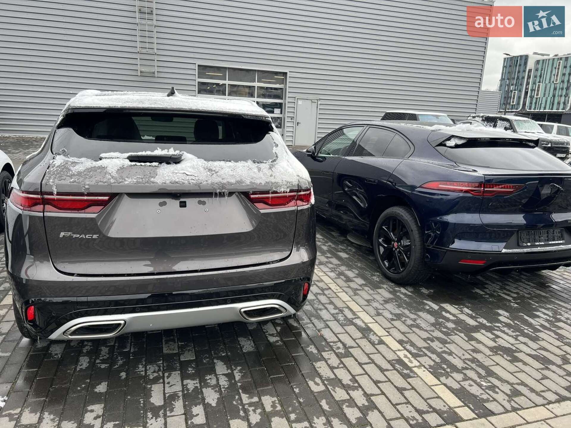 Jaguar F-Pace 2023 VIN SADCA2BW0PA718082 фото оголошення 10 з 18