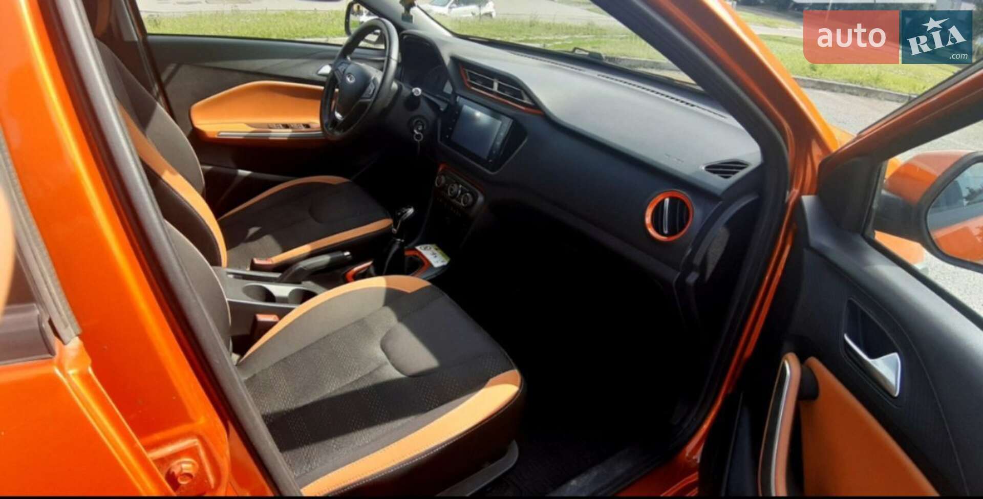 Chery Tiggo 2 2017 VIN LVVDB11B3JE001834 фото оголошення 4 з 16