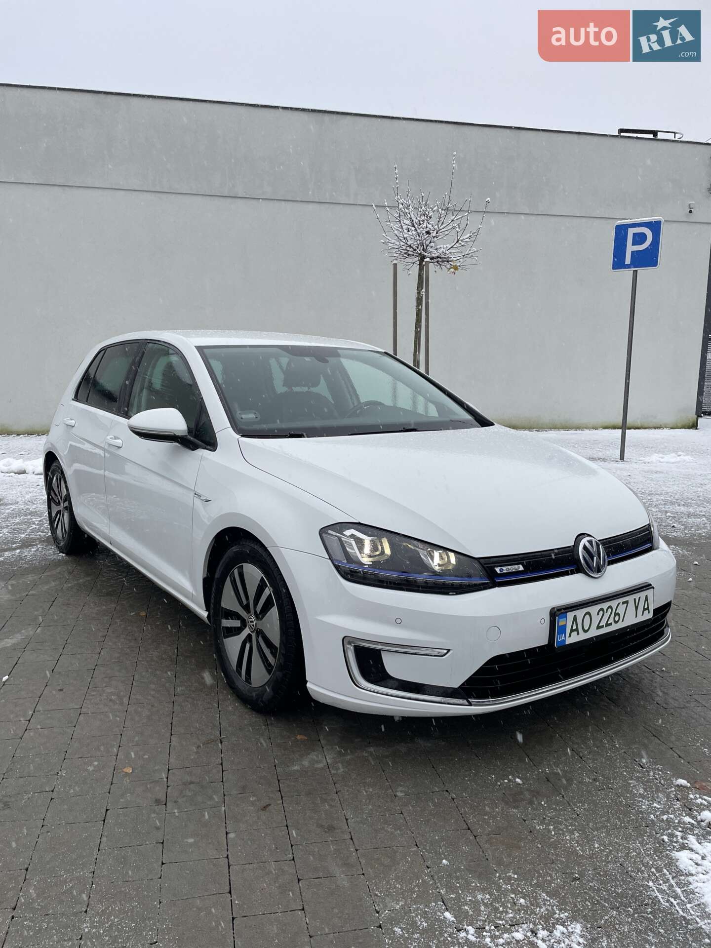 Volkswagen e-Golf 2014 VIN WVWZZZAUZFW903368 фото оголошення 3 з 27