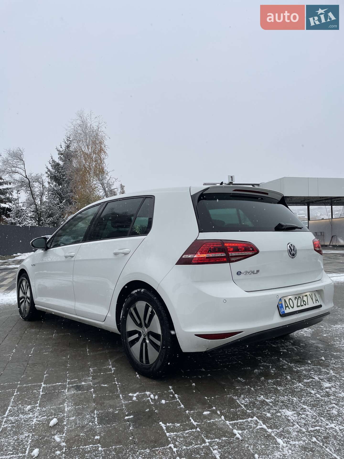 Volkswagen e-Golf 2014 VIN WVWZZZAUZFW903368 фото оголошення 5 з 27