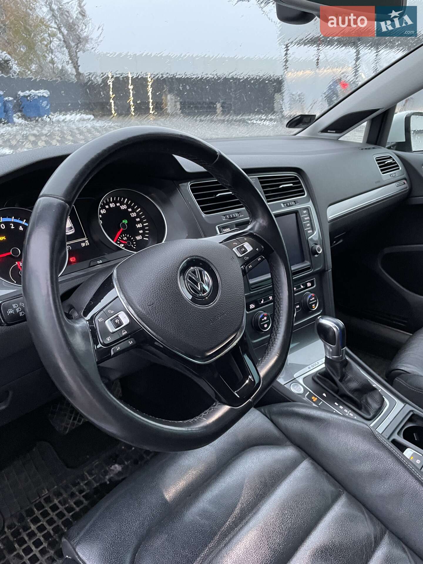 Volkswagen e-Golf 2014 VIN WVWZZZAUZFW903368 фото оголошення 11 з 27