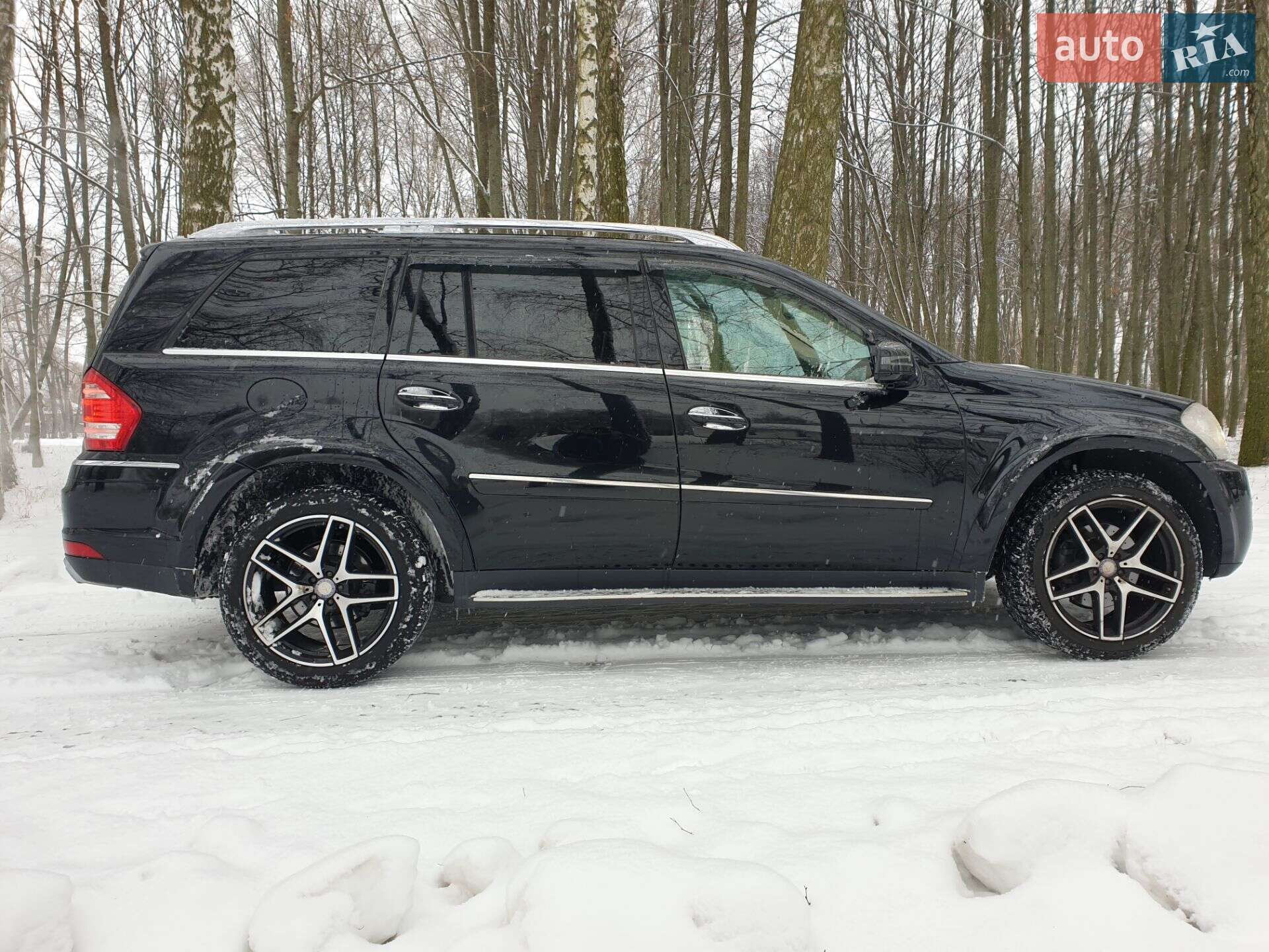 Mercedes-Benz GL-Class 2011 VIN 4JGBF8GE9BA697622 фото оголошення 2 з 32