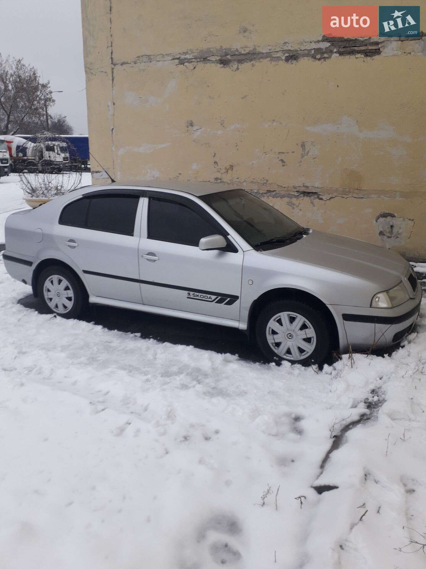 Skoda Octavia 2001 VIN TMBCJ11U122565950 фото оголошення 2 з 5