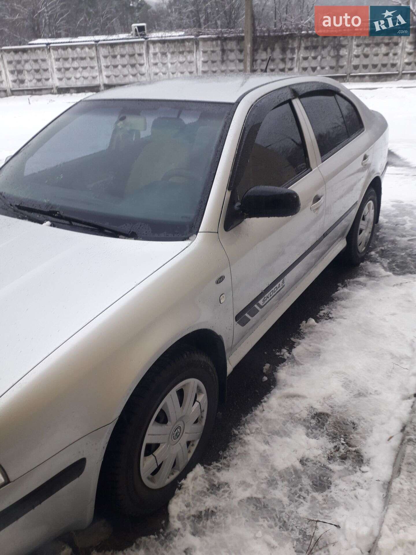Skoda Octavia 2001 VIN TMBCJ11U122565950 фото оголошення 3 з 5