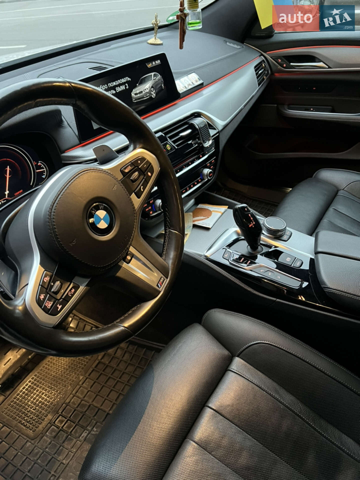 BMW 6 Series GT 2018 VIN WBAJW81060BK92822 фото оголошення 40 з 44