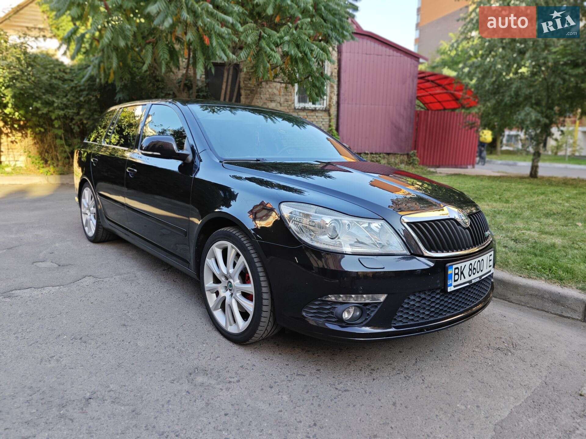 Skoda Octavia 2010 VIN TMBUH61Z4B2041264 фото оголошення 3 з 38