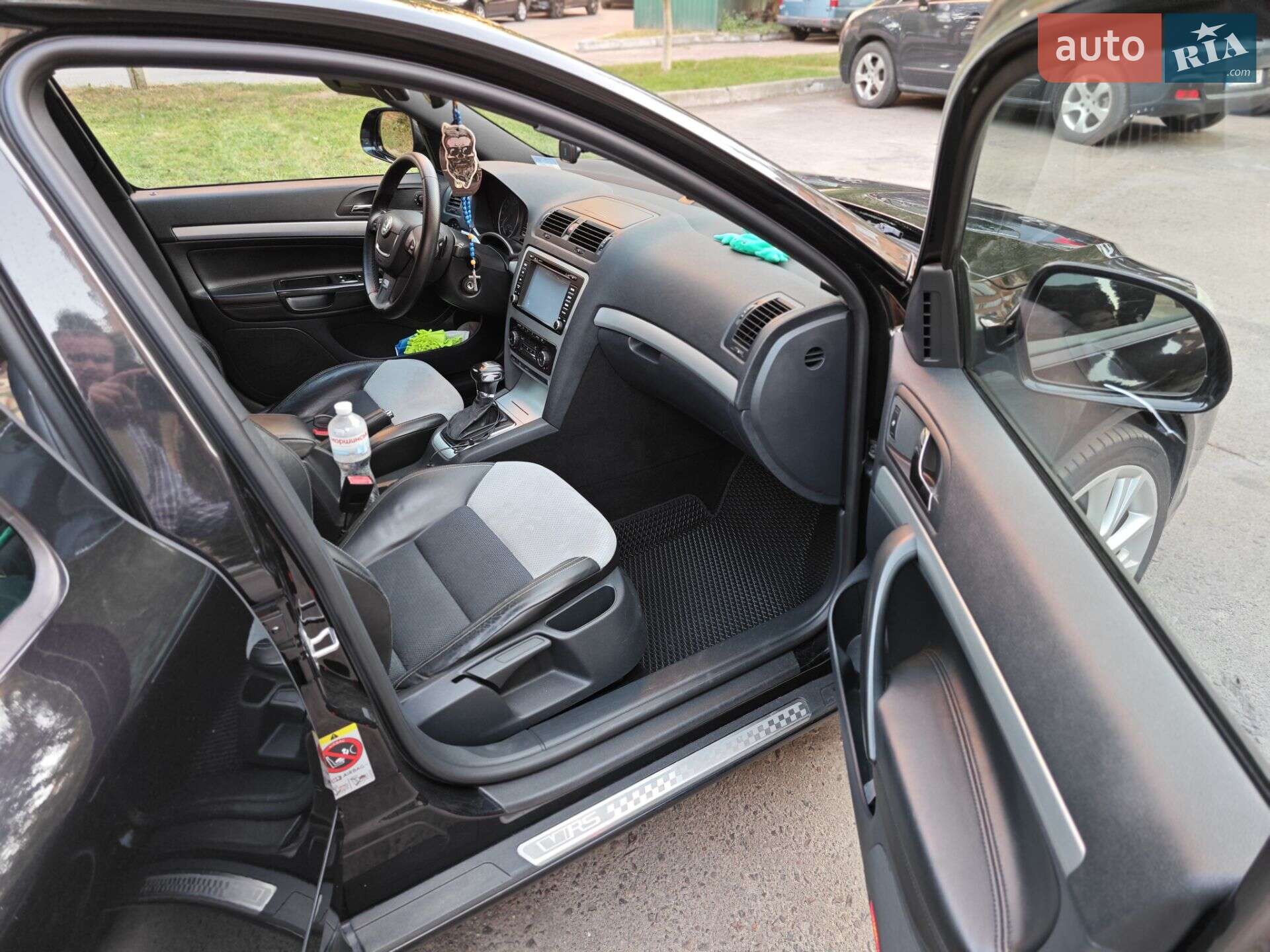 Skoda Octavia 2010 VIN TMBUH61Z4B2041264 фото оголошення 12 з 38