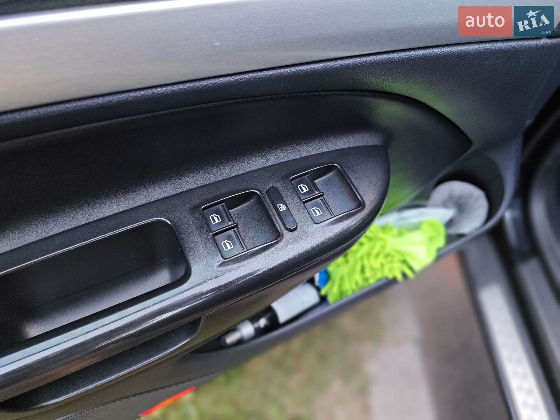 Skoda Octavia 2010 VIN TMBUH61Z4B2041264 фото оголошення 16 з 38
