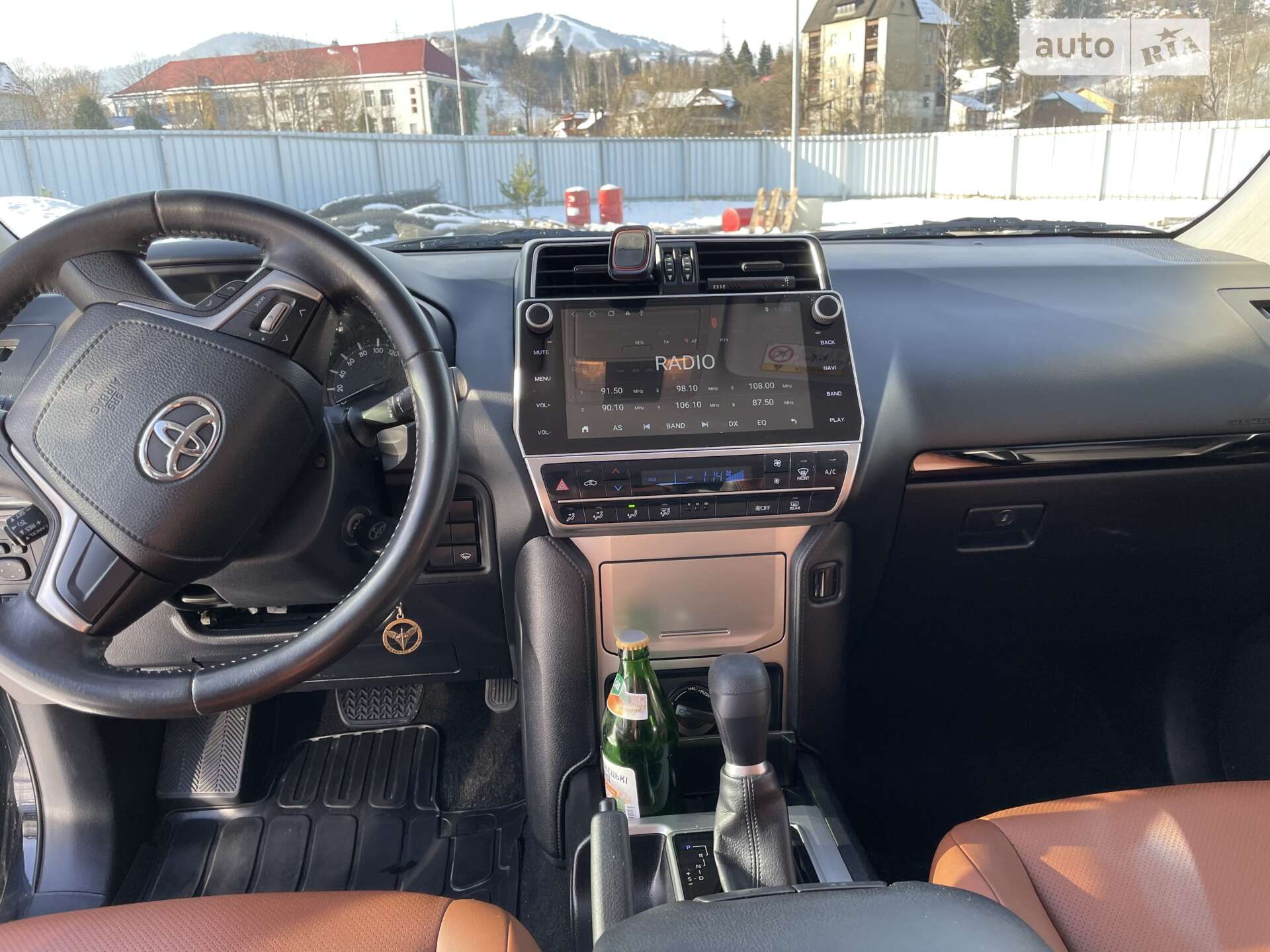 Toyota Land Cruiser Prado 2019 VIN JTEBX3FJ80K314534 фото оголошення 4 з 18