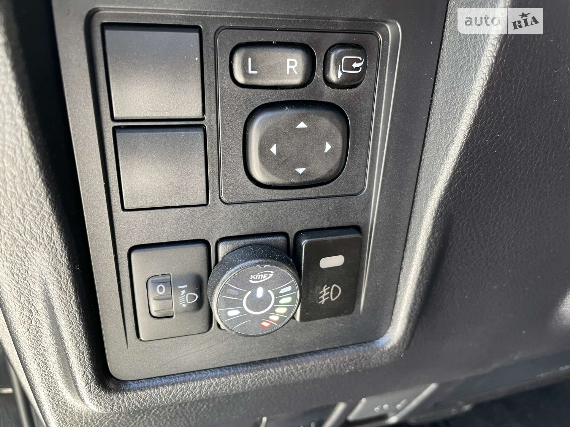 Toyota Land Cruiser Prado 2019 VIN JTEBX3FJ80K314534 фото оголошення 7 з 18