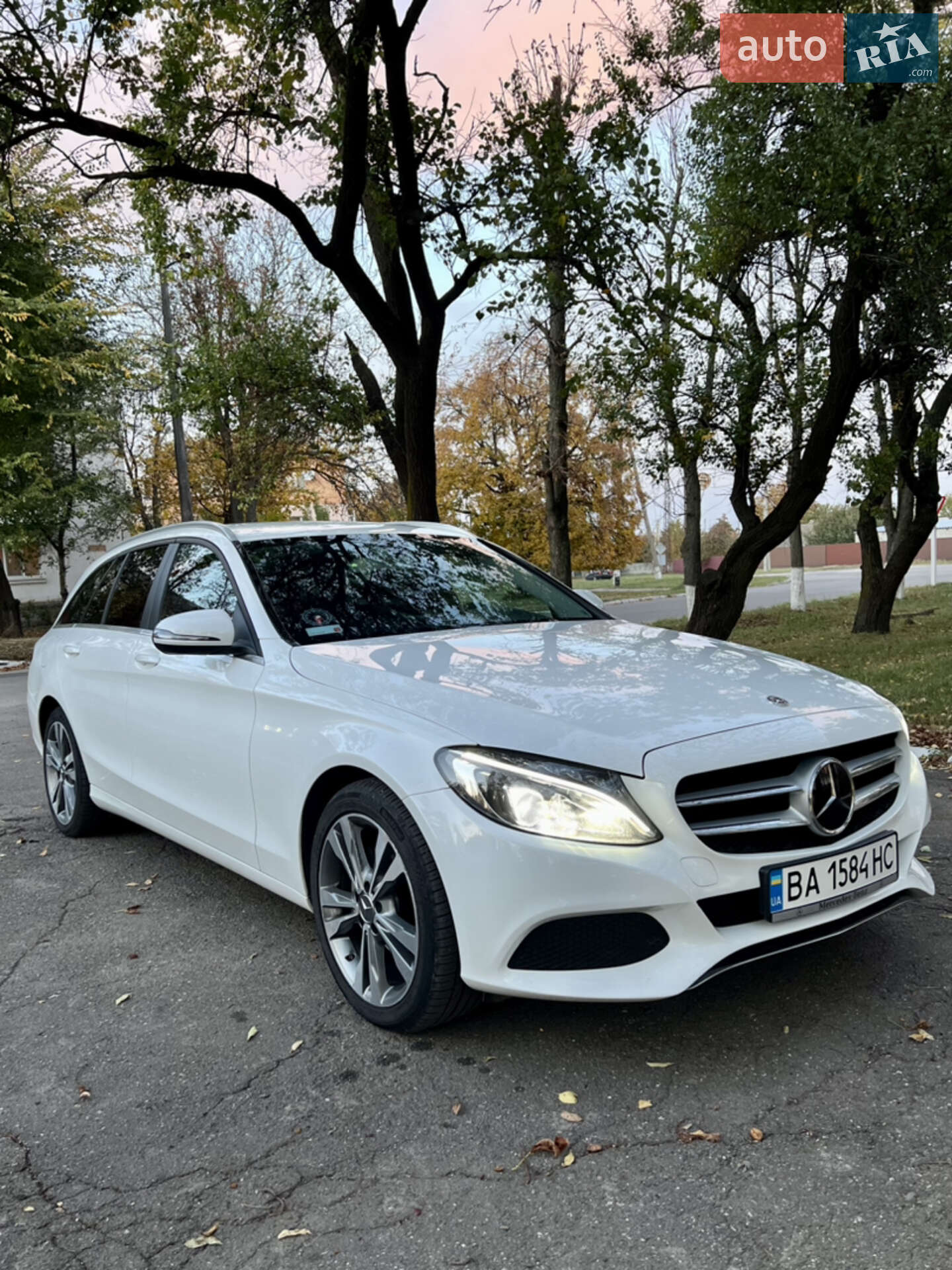 Mercedes-Benz C-Class 2018 VIN WDD2052041F715755 фото оголошення 5 з 14