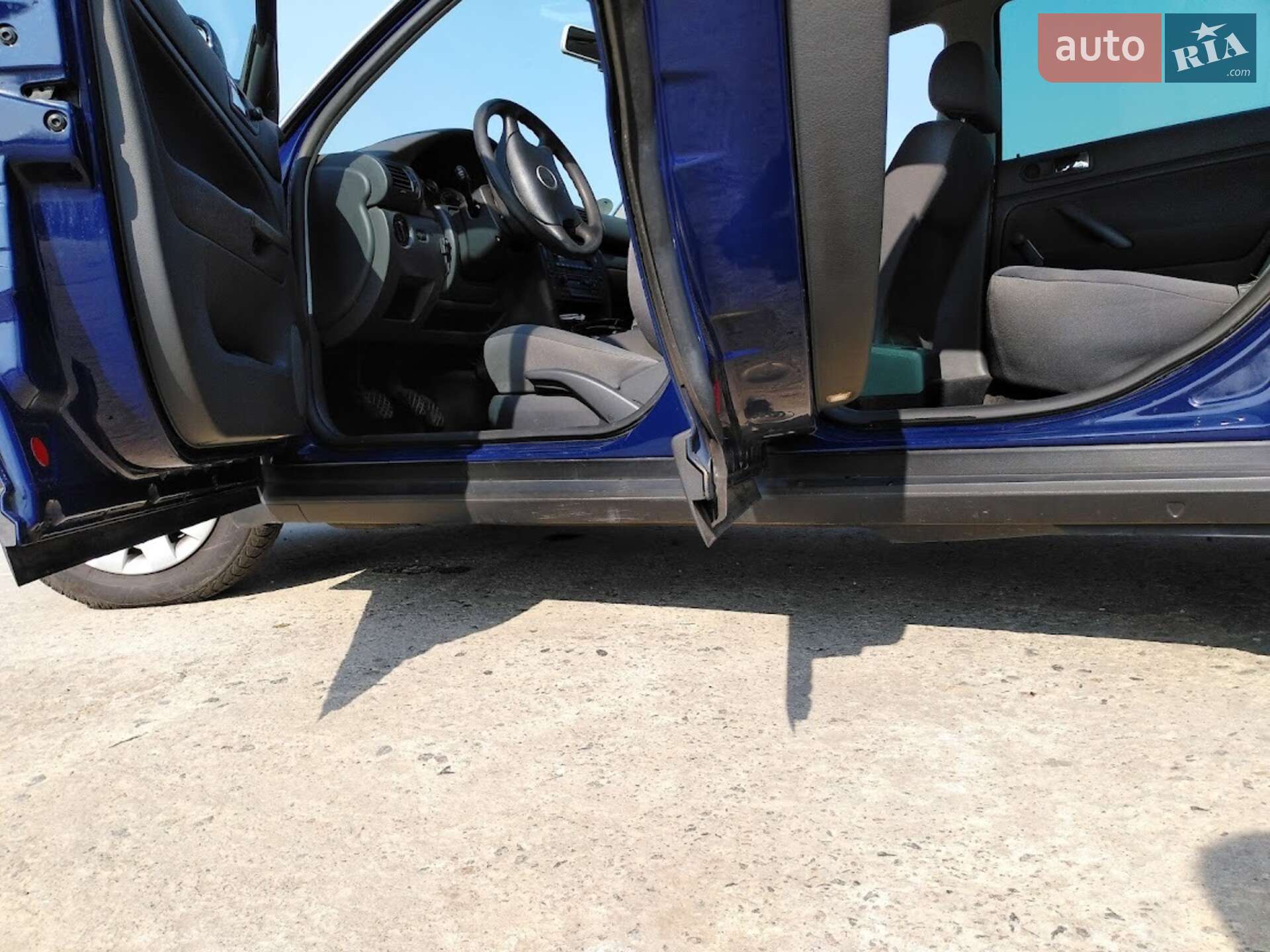 Volkswagen Passat 2004 VIN WVWZZZ3BZ5P019848 фото оголошення 7 з 18