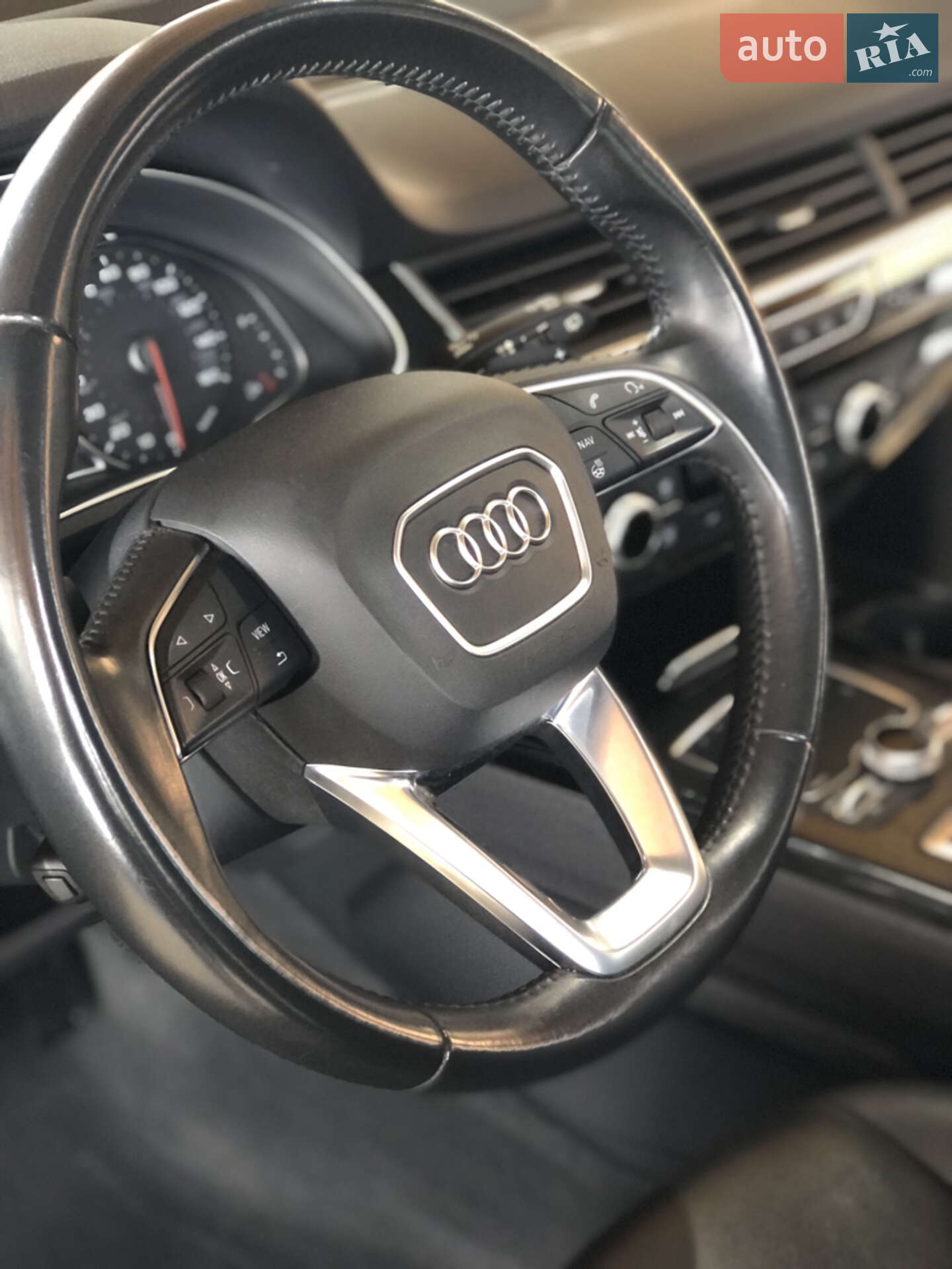 Audi Q7 2015 VIN WA1LAAF70HD000468 фото оголошення 27 з 43