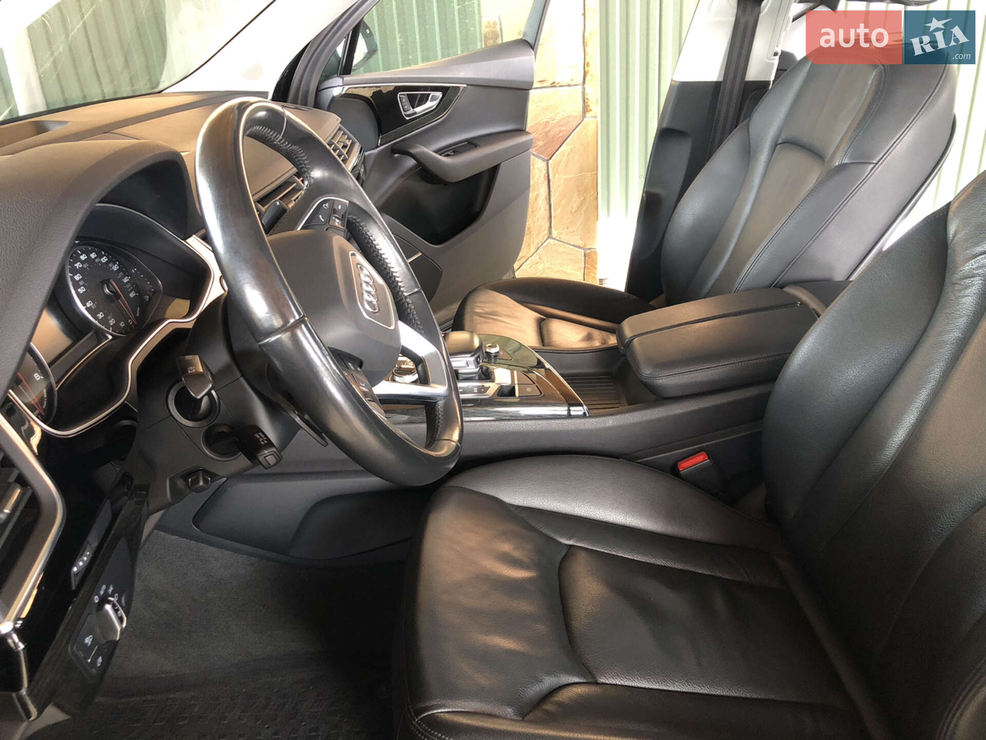 Audi Q7 2015 VIN WA1LAAF70HD000468 фото оголошення 35 з 43