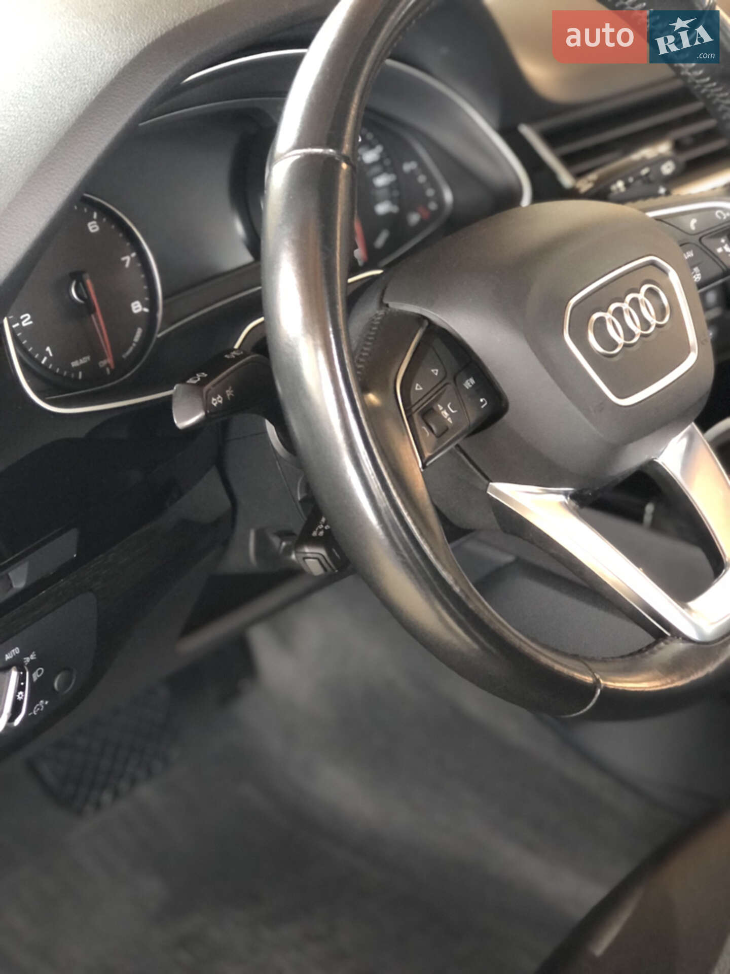 Audi Q7 2015 VIN WA1LAAF70HD000468 фото оголошення 37 з 43