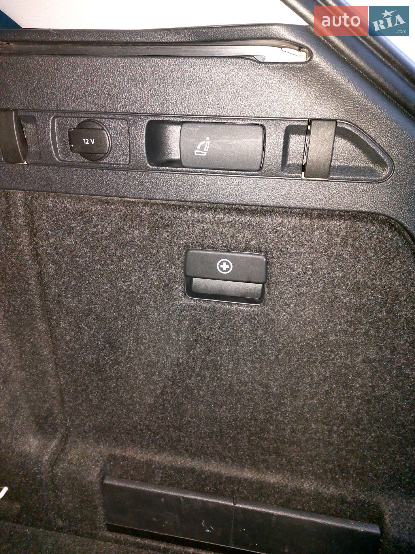 Skoda Superb 2016 VIN TMBJG7NP8H7024838 фото оголошення 7 з 48