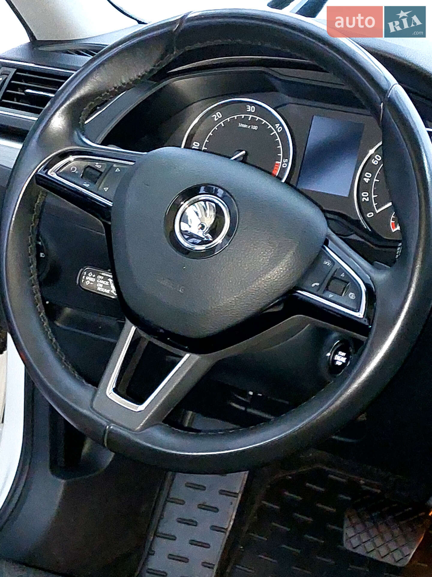 Skoda Superb 2016 VIN TMBJG7NP8H7024838 фото оголошення 19 з 48