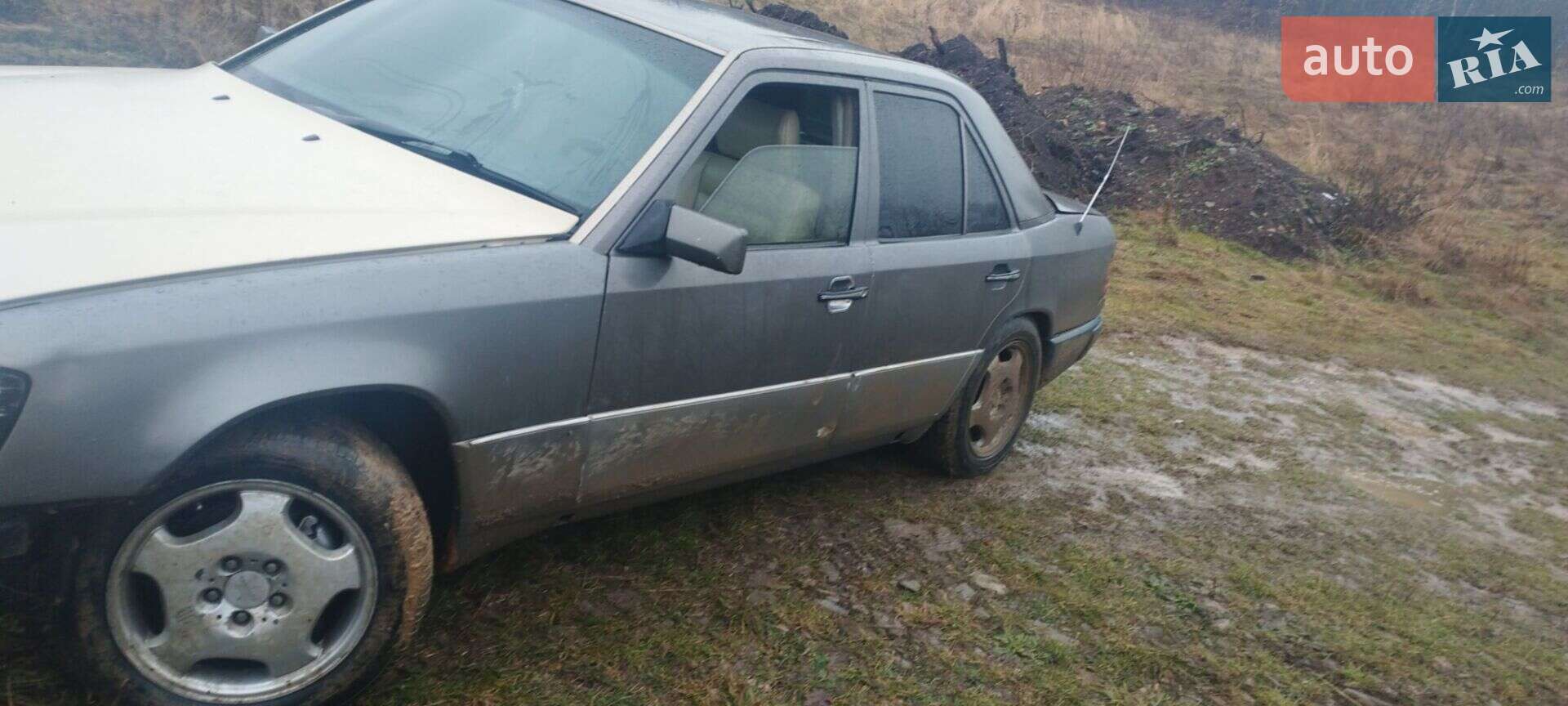 Mercedes-Benz E-Class 1994 VIN WDB1240221C027051 фото оголошення 3 з 15