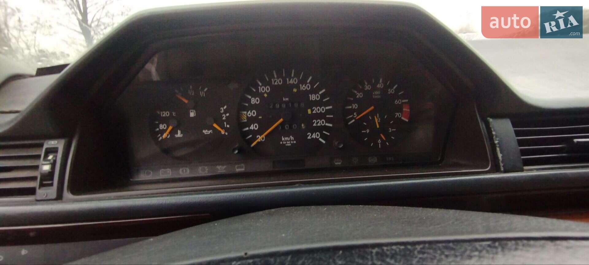 Mercedes-Benz E-Class 1994 VIN WDB1240221C027051 фото оголошення 6 з 15
