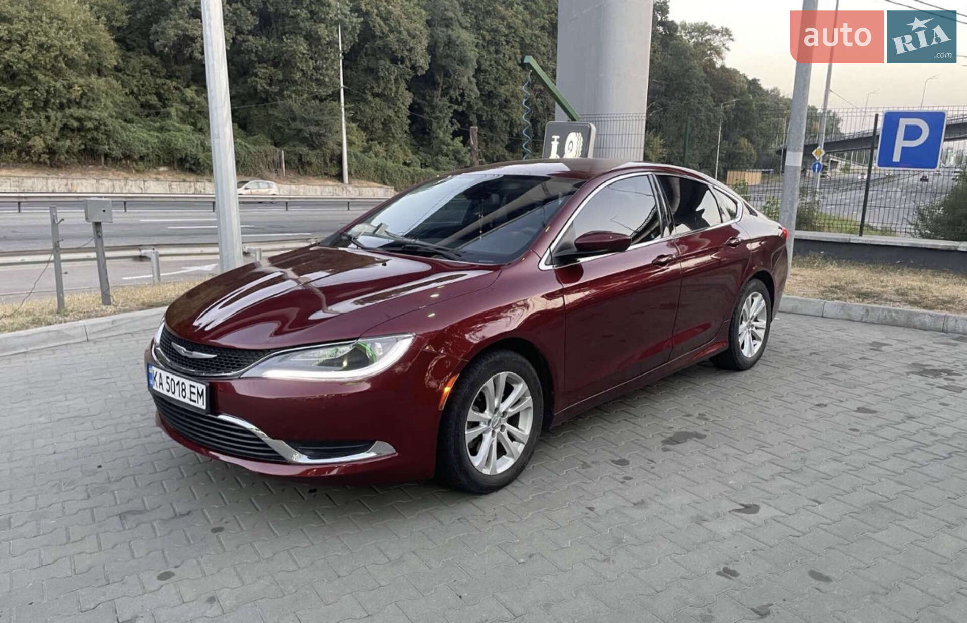 Chrysler 200 2015 VIN 1C3CCCAB5GN157739 фото оголошення 3 з 36