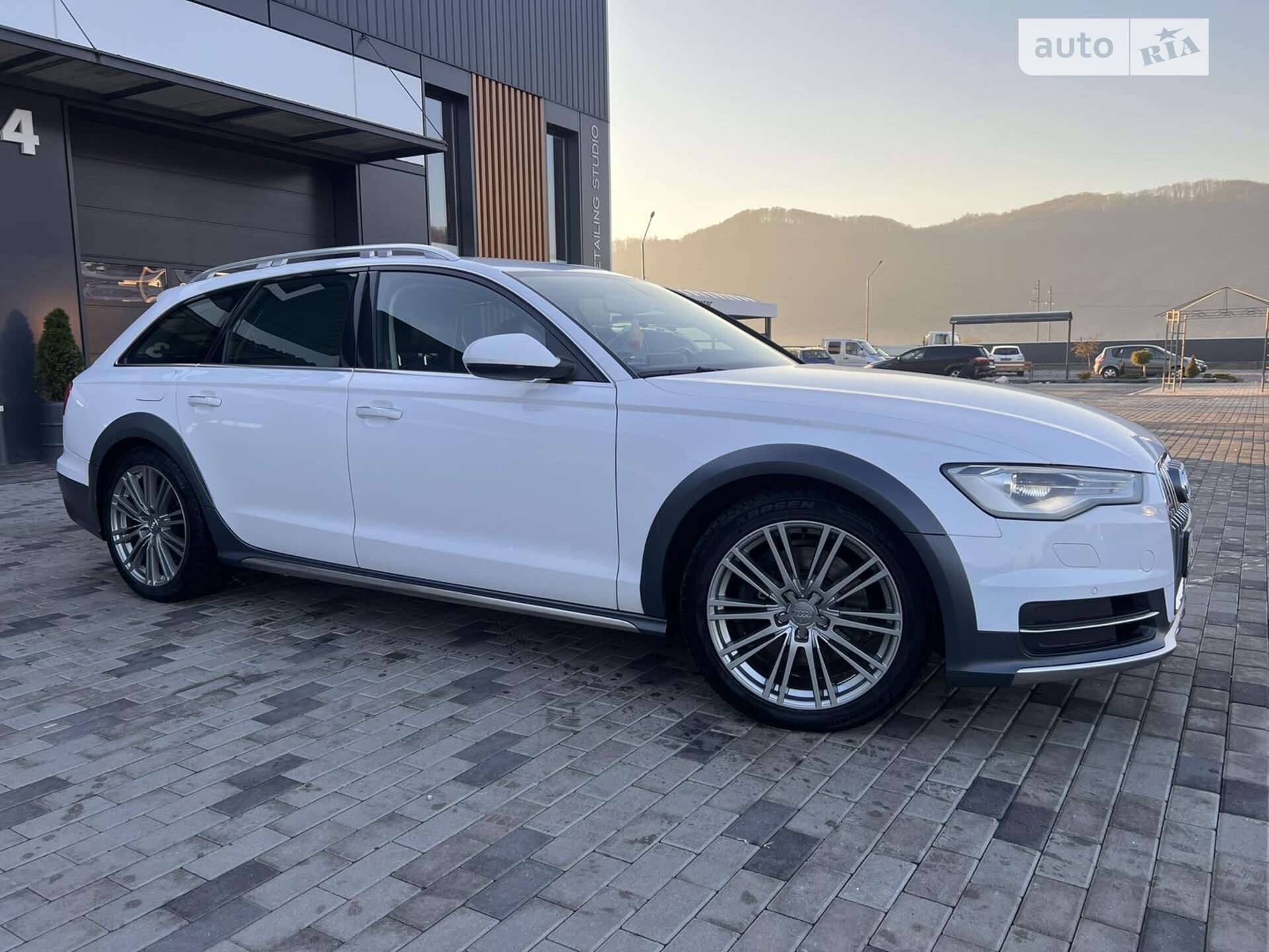 Audi A6 Allroad 2015 VIN WAUZZZ4G4FN083417 фото оголошення 7 з 30
