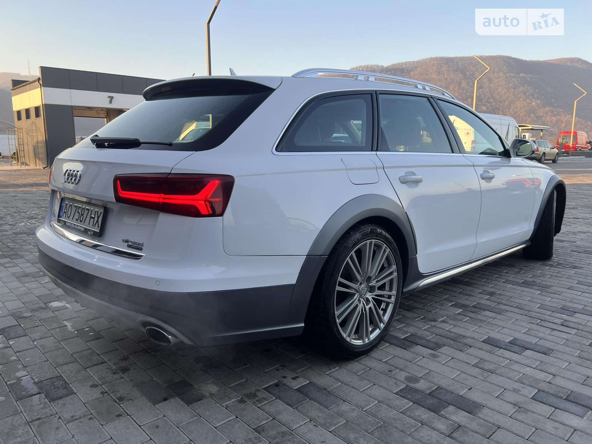 Audi A6 Allroad 2015 VIN WAUZZZ4G4FN083417 фото оголошення 8 з 30