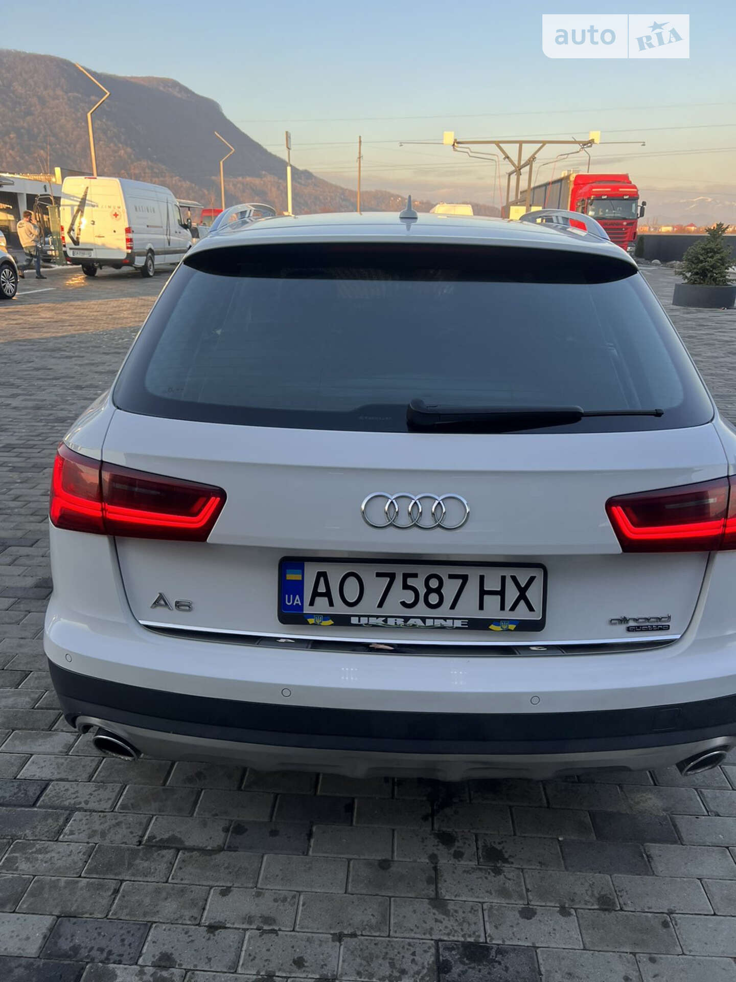 Audi A6 Allroad 2015 VIN WAUZZZ4G4FN083417 фото оголошення 13 з 30